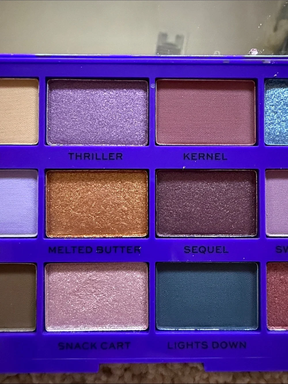 Revolution Sweet & Tasty Eyeshadow Popcorn Palette - Red, White Adorable
